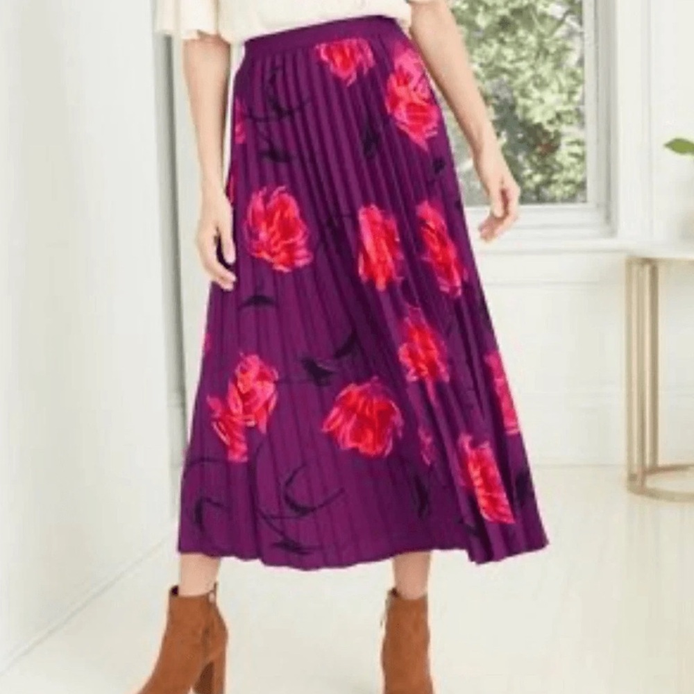 A New Day purple pleated floral skirt with elastic waist multiple sizes